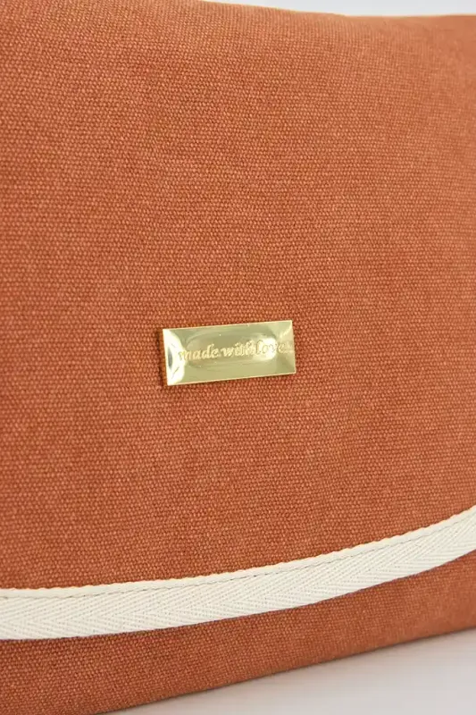 Muda-Fraldas Tecido "Made with Love" gallery image Muda-Fraldas Tecido "Made with Love"