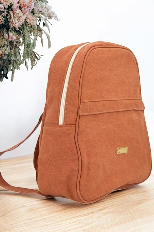 Mochila de Maternidade "Made with Love" gallery image Mochila de Maternidade "Made with Love"