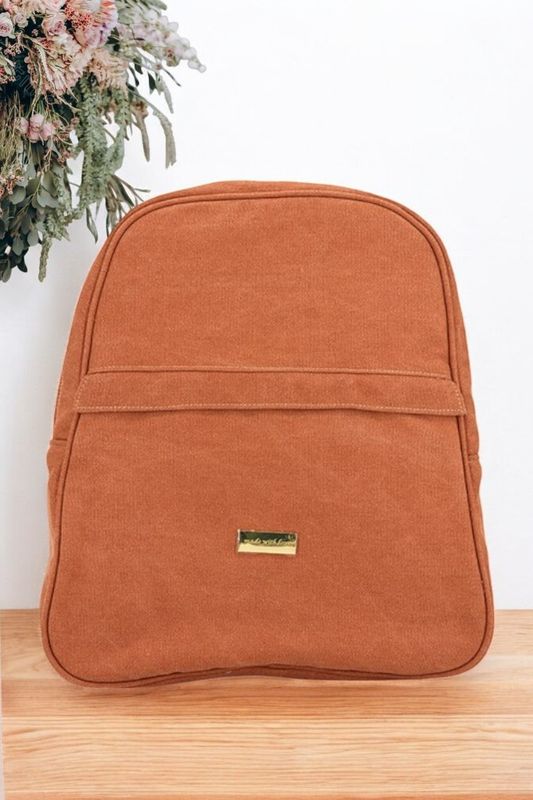 Mochila de Maternidade "Made with Love" gallery image Mochila de Maternidade "Made with Love"