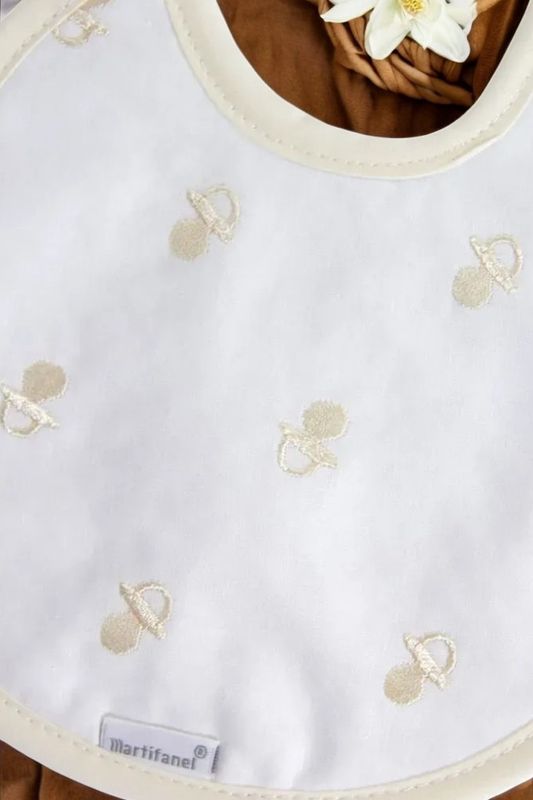 Babetes bordadas com chupetas gallery image Babetes bordadas com chupetas