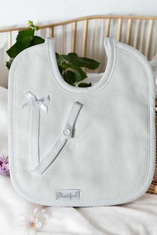 Babetes com porta-chupeta – Piquet e felpo gallery image Babetes com porta-chupeta – Piquet e felpo