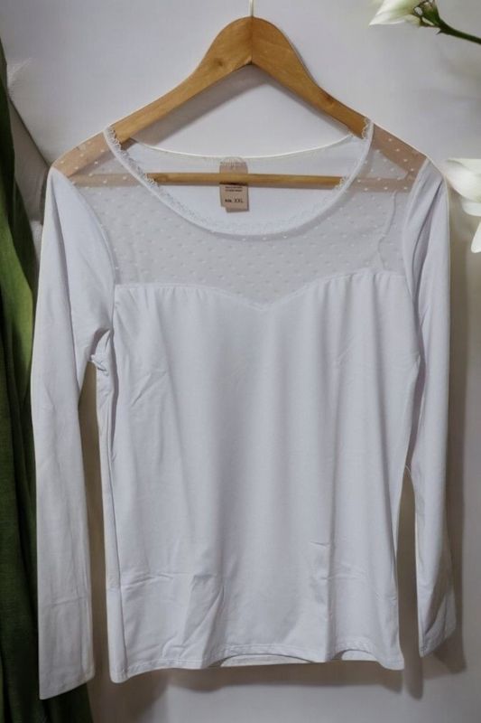 Camisola Interior Polar para Senhora – Conforto e Elegância gallery image Camisola Interior Polar para Senhora – Conforto e Elegância