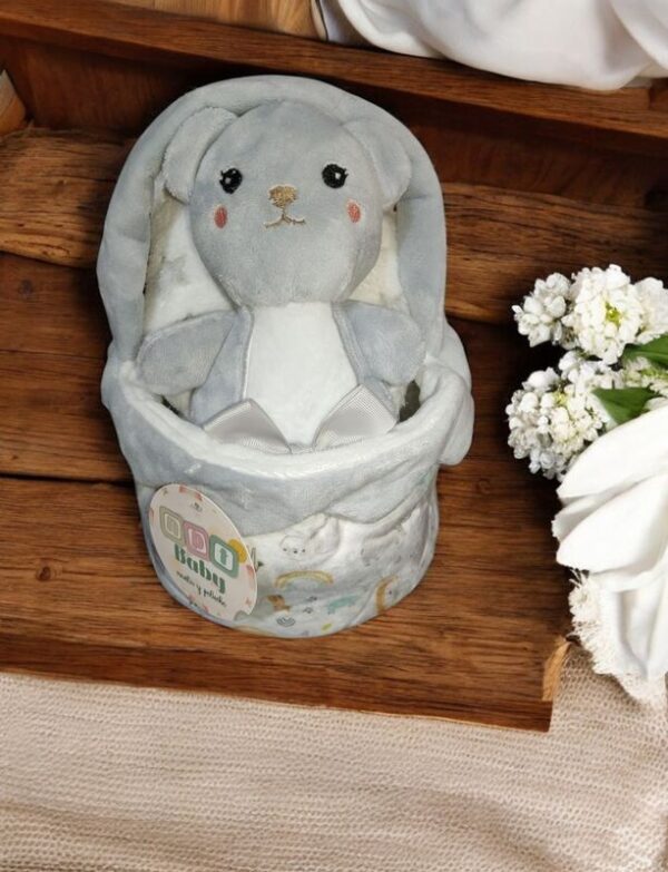 Dou Dou com manta e cesta - Cinza gallery image Dou Dou com manta e cesta - Cinza