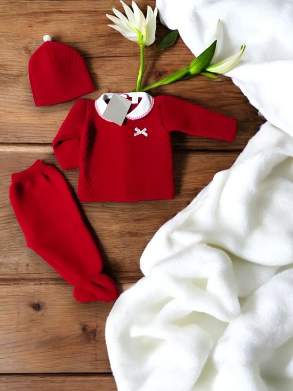 Conjunto de bebé em malha com 3 peças - Unissexo gallery image Conjunto de bebé em malha com 3 peças - Unissexo