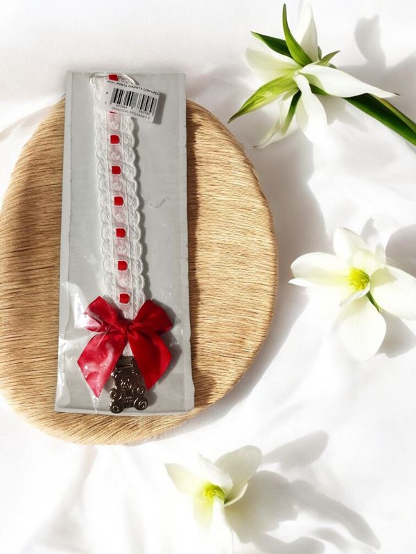 Porta-Chupeta Clássico com Laço gallery image Porta-Chupeta Clássico com Laço