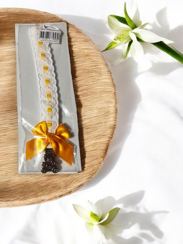 Porta-Chupeta Clássico com Laço gallery image Porta-Chupeta Clássico com Laço