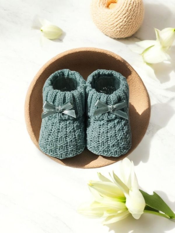 Carapins com laço para bebé gallery image Carapins com laço para bebé