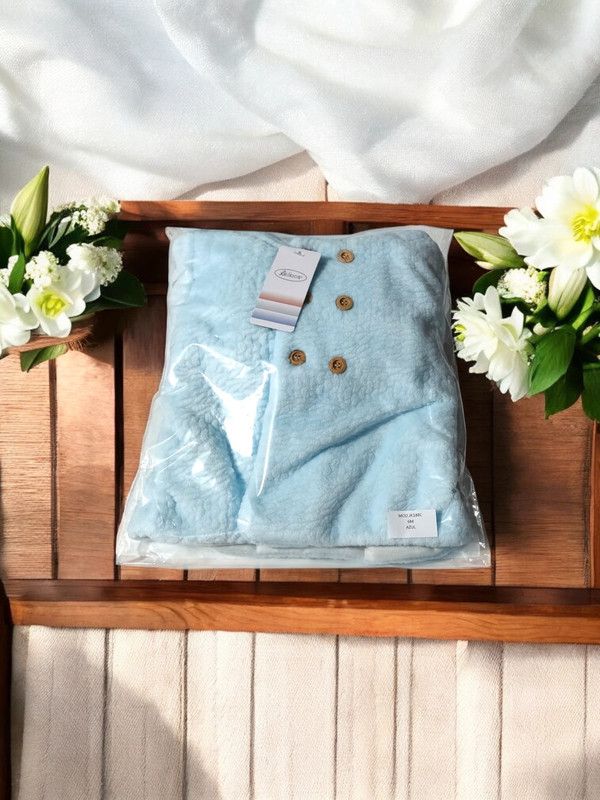 Casaco de bebé unissexo forrado – conforto e estilo gallery image Casaco de bebé unissexo forrado – conforto e estilo