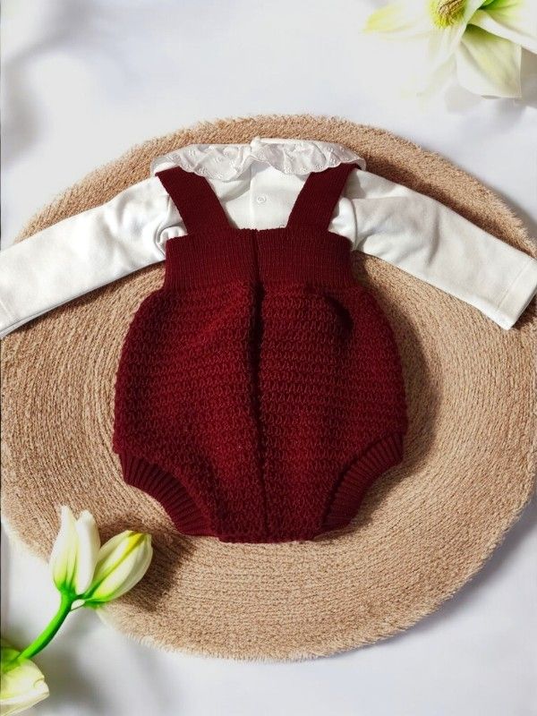 Conjunto 2 Peças para Bebé Menina – Fofo com Laço e Body com Meia Carda gallery image Conjunto 2 Peças para Bebé Menina – Fofo com Laço e Body com Meia Carda