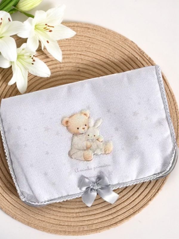 Conjunto Primeira Roupinha do Bebé – 6 Peças gallery image Conjunto Primeira Roupinha do Bebé – 6 Peças